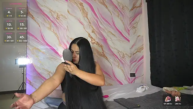 zoe longhair online show from May 27, 2026, 7:43 pm