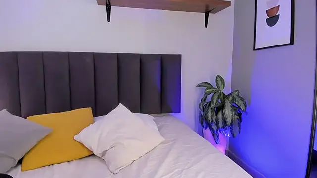 Snapshot of AilanaCortes chatting on October 22, 2025, 12:04 pm AilanaCortes online show from October 22, 2025, 12:04 pm