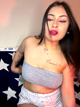 AbrilAw online show from December 14, 2025, 5:46 am