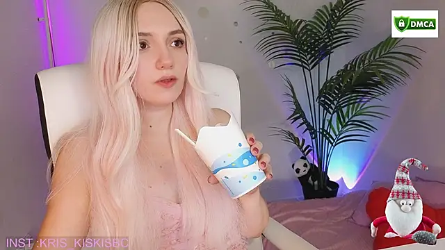 cute cake online show from January 13, 2026, 4:44 pm