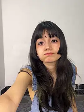 Snapshot of AnaisXoXo chatting on November 7, 2025, 11:41 pm AnaisXoXo online show from November 7, 2025, 11:41 pm