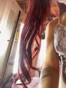 Meggie  online show from November 13, 2025, 10:57 pm