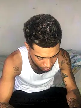 AXionX online show from December 19, 2025, 10:34 pm