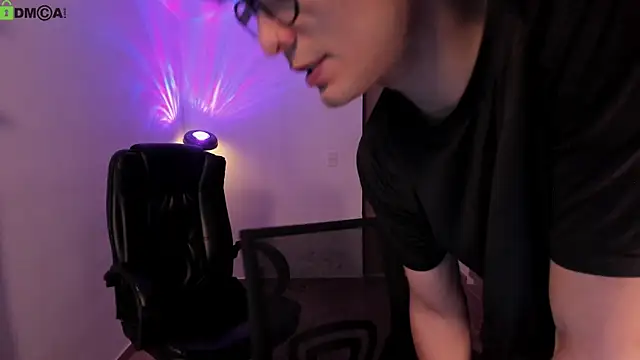 Mikeyvioleta  online show from June 16, 2026, 8:58 am