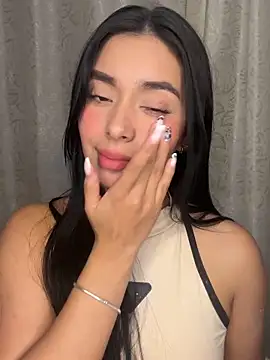 MiaSofia   online show from December 19, 2025, 11:40 pm