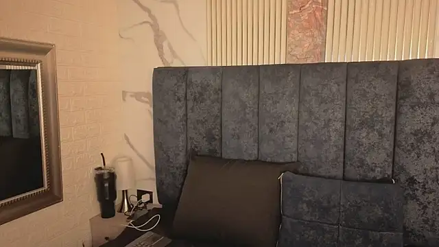 MarScarlett online show from March 25, 2026, 11:20 am