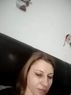 Snapshot of SandyCassie chatting on December 2, 2025, 7:21 am SandyCassie online show from December 2, 2025, 7:21 am