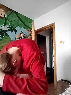 Snapshot of SandyCassie chatting on November 3, 2025, 7:35 am SandyCassie online show from November 3, 2025, 7:35 am