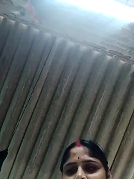 Snapshot of Rajni_chauhan chatting on October 28, 2025, 7:29 am Rajni chauhan online show from October 28, 2025, 7:29 am