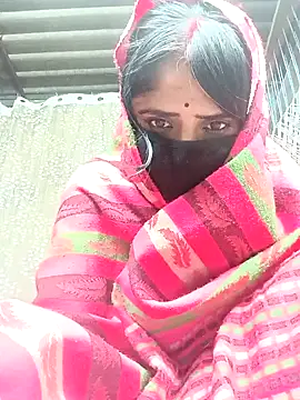 Snapshot of Rajni_chauhan chatting on November 15, 2025, 7:07 pm Rajni chauhan online show from November 15, 2025, 7:07 pm