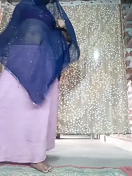 Snapshot of Rajni_chauhan chatting on November 20, 2025, 8:48 am Rajni chauhan online show from November 20, 2025, 8:48 am