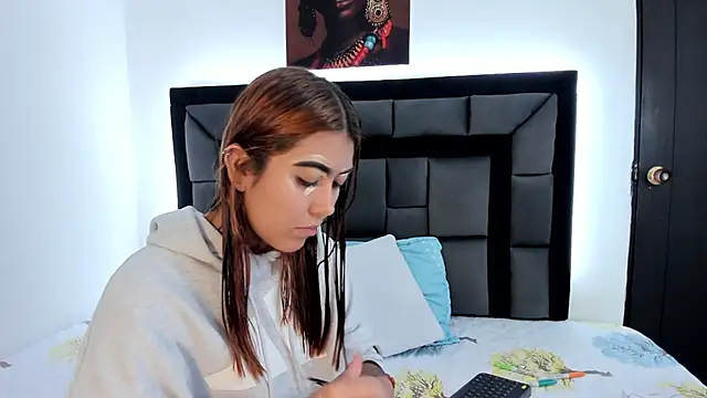 Jessicatorres7 online show from November 15, 2025, 3:32 am