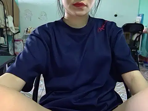 Snapshot of Baby_2k2 chatting on October 20, 2025, 12:56 am Baby 2k2 online show from October 20, 2025, 12:56 am