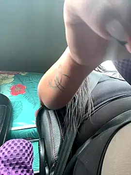 antoniamiller69 online show from October 31, 2025, 5:53 pm