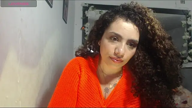 m zoee online show from November 24, 2025, 3:28 am