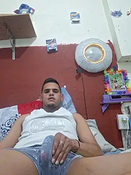 Snapshot of Daiberrubio chatting on March 3, 2026, 10:39 pm Daiberrubio online show from March 3, 2026, 10:39 pm