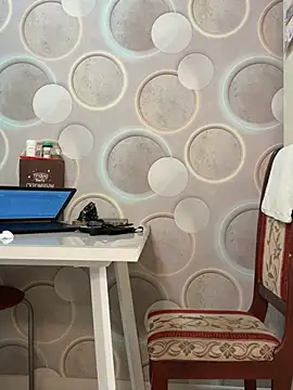 Snapshot of Curvy__Goddess chatting on June 4, 2026, 3:00 am Curvy Goddess online show from June 4, 2026, 3:00 am