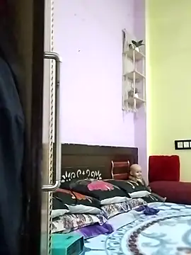 Snapshot of Jyoti-Love-143 chatting on December 23, 2025, 9:41 am Jyoti-Love-143 online show from December 23, 2025, 9:41 am