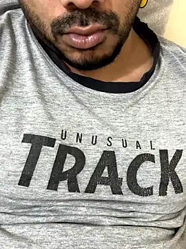 Handsome8677 online show from January 9, 2026, 11:00 pm