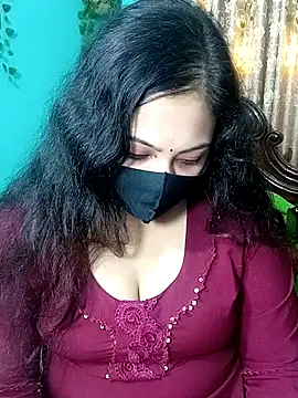 Porimoni22 online show from April 13, 2026, 9:19 pm