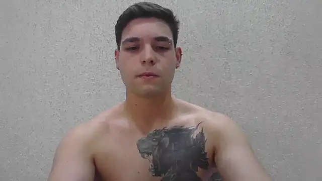 Snapshot of Zure-xxx chatting on May 27, 2026, 1:57 am Zure-xxx online show from May 27, 2026, 1:57 am