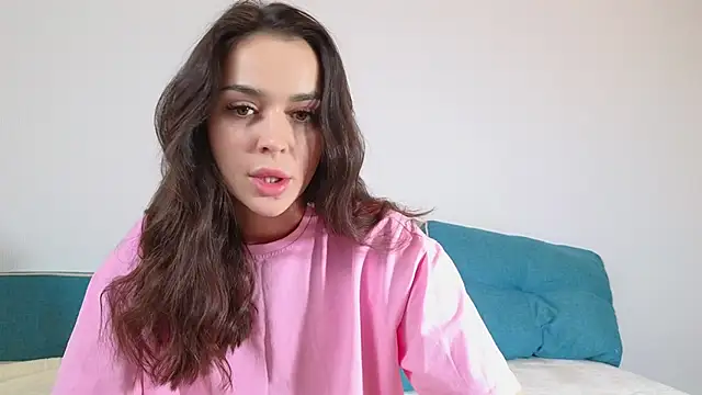 Snapshot of SashaOrlova chatting on October 19, 2025, 9:45 am SashaOrlova online show from October 19, 2025, 9:45 am