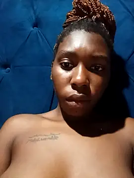 sexysmalldaily04 online show from November 9, 2025, 2:37 am