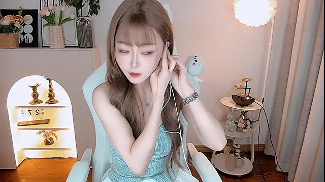 kakakuqi online show from October 26, 2025, 10:15 am