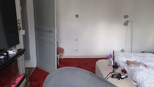 Lailawick online show from November 18, 2025, 1:25 pm