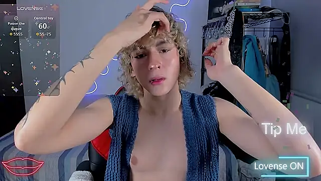 Lyric Mirage online show from November 12, 2025, 8:56 pm