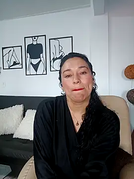 Elizabeth bennett 6 online show from March 25, 2026, 5:56 pm