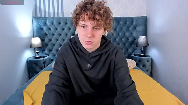 KevinMilky online show from March 15, 2026, 5:47 am