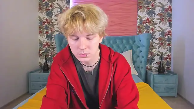 KevinMilky online show from October 28, 2025, 2:49 pm