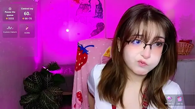 Snapshot of Soffi_Toffi chatting on January 19, 2026, 10:30 am Soffi Toffi online show from January 19, 2026, 10:30 am