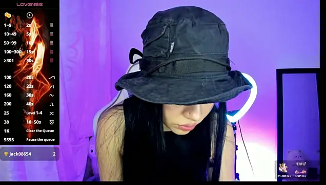 Midori rosse online show from April 24, 2026, 4:47 am