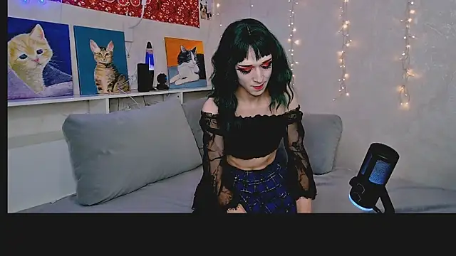 whoalexxa online show from November 19, 2025, 12:05 pm