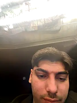 emir343475 online show from November 7, 2025, 7:07 pm