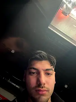 emir343475 online show from November 5, 2025, 10:13 pm