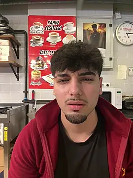 Snapshot of emir343475 chatting on March 28, 2026, 2:18 pm emir343475 online show from March 28, 2026, 2:18 pm