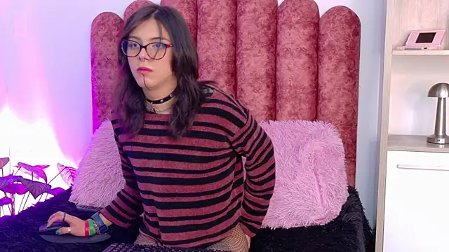 Lullaby Charade online show from November 24, 2025, 1:00 pm