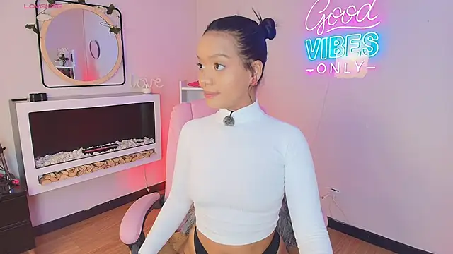 Snapshot of Miss_koko_ chatting on November 24, 2025, 7:36 pm Miss koko online show from November 24, 2025, 7:36 pm