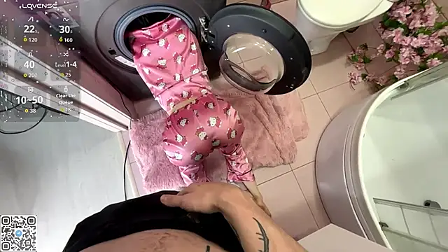 Snapshot of catchthiscouplle chatting on November 1, 2025, 10:58 pm catchthiscouplle online show from November 1, 2025, 10:58 pm