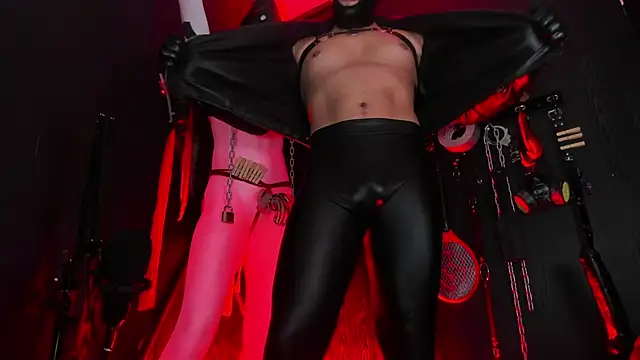 Master Connor BDSM online show from April 4, 2026, 12:28 am