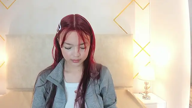 Martinaa Garcia online show from February 16, 2026, 7:23 pm