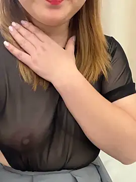 Snapshot of Hihi-77 chatting on October 29, 2025, 4:44 am Hihi-77 online show from October 29, 2025, 4:44 am