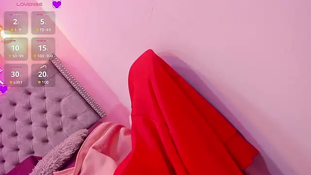 Snapshot of Sophiia_77 chatting on November 6, 2025, 10:14 pm Sophiia 77 online show from November 6, 2025, 10:14 pm