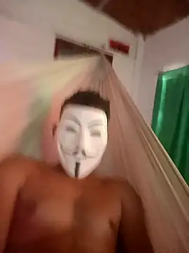 Crisjo29 online show from March 13, 2026, 7:19 pm