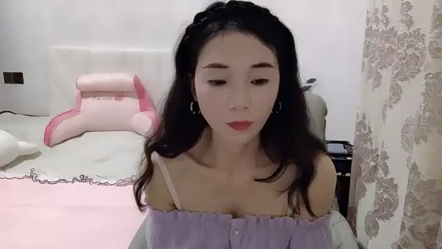 Keke-Baby170 online show from December 16, 2025, 9:46 am