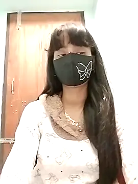 Snapshot of Ratri-Biswas chatting on January 14, 2026, 2:42 pm Ratri-Biswas online show from January 14, 2026, 2:42 pm