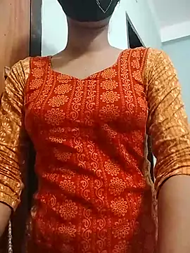 Snapshot of Ratri-Biswas chatting on June 19, 2026, 4:51 am Ratri-Biswas online show from June 19, 2026, 4:51 am